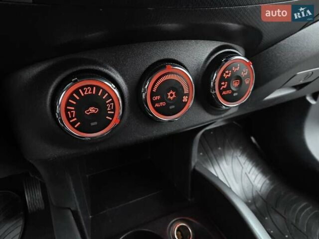 Черный Мицубиси Аутлендер, объемом двигателя 2.2 л и пробегом 188 тыс. км за 10999 $, фото 59 на Automoto.ua