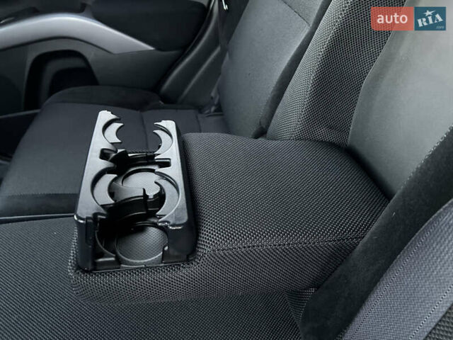 Чорний Міцубісі Аутлендер, об'ємом двигуна 2.3 л та пробігом 124 тис. км за 11999 $, фото 72 на Automoto.ua