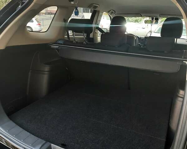 Черный Мицубиси Аутлендер, объемом двигателя 2.27 л и пробегом 256 тыс. км за 13600 $, фото 7 на Automoto.ua