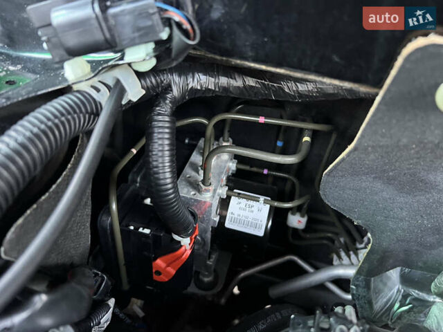 Чорний Міцубісі Аутлендер, об'ємом двигуна 2.3 л та пробігом 124 тис. км за 11999 $, фото 98 на Automoto.ua