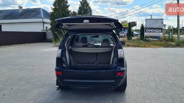 Черный Мицубиси Аутлендер, объемом двигателя 2.27 л и пробегом 195 тыс. км за 10500 $, фото 10 на Automoto.ua