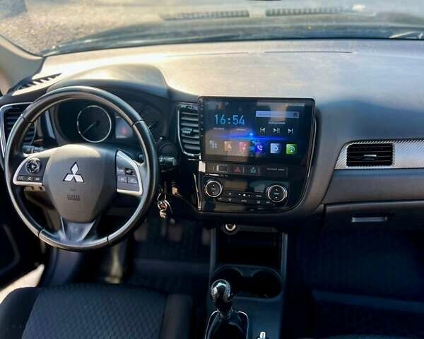 Чорний Міцубісі Аутлендер, об'ємом двигуна 2.27 л та пробігом 250 тис. км за 12200 $, фото 15 на Automoto.ua