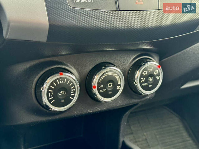 Черный Мицубиси Аутлендер, объемом двигателя 2.2 л и пробегом 215 тыс. км за 11450 $, фото 21 на Automoto.ua