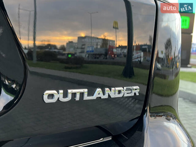 Чорний Міцубісі Аутлендер, об'ємом двигуна 2.3 л та пробігом 124 тис. км за 11999 $, фото 13 на Automoto.ua