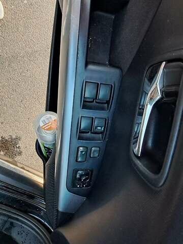 Черный Мицубиси Аутлендер, объемом двигателя 2.36 л и пробегом 285 тыс. км за 11300 $, фото 18 на Automoto.ua