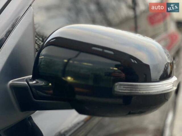 Черный Мицубиси Аутлендер, объемом двигателя 2.36 л и пробегом 212 тыс. км за 12990 $, фото 13 на Automoto.ua