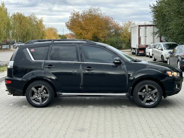 Черный Мицубиси Аутлендер, объемом двигателя 2 л и пробегом 250 тыс. км за 4850 $, фото 5 на Automoto.ua