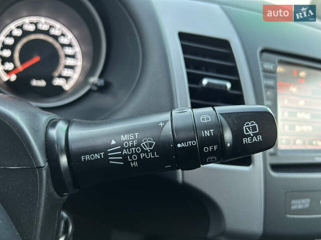 Чорний Міцубісі Аутлендер, об'ємом двигуна 2.3 л та пробігом 124 тис. км за 11999 $, фото 51 на Automoto.ua