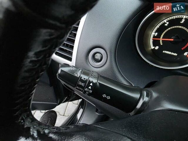 Черный Мицубиси Аутлендер, объемом двигателя 2.2 л и пробегом 188 тыс. км за 10999 $, фото 63 на Automoto.ua