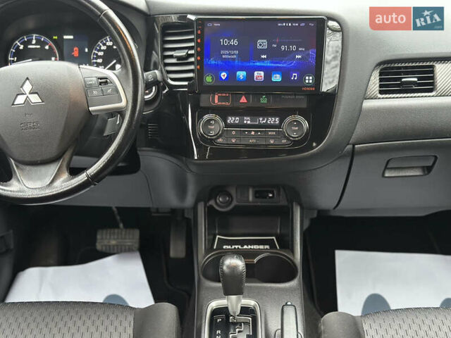 Чорний Міцубісі Аутлендер, об'ємом двигуна 2.2 л та пробігом 176 тис. км за 13500 $, фото 26 на Automoto.ua