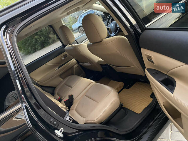 Черный Мицубиси Аутлендер, объемом двигателя 2.27 л и пробегом 241 тыс. км за 14400 $, фото 32 на Automoto.ua