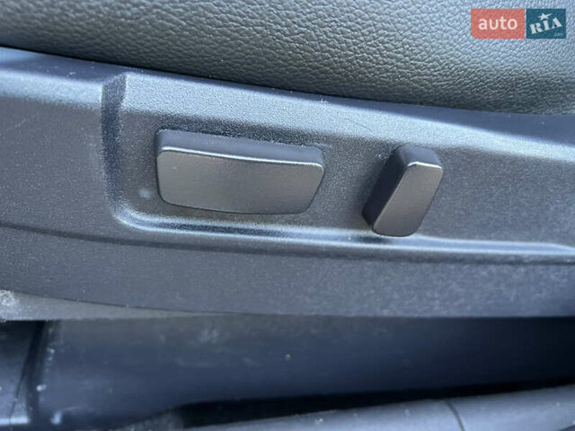 Черный Мицубиси Аутлендер, объемом двигателя 2 л и пробегом 190 тыс. км за 12500 $, фото 20 на Automoto.ua