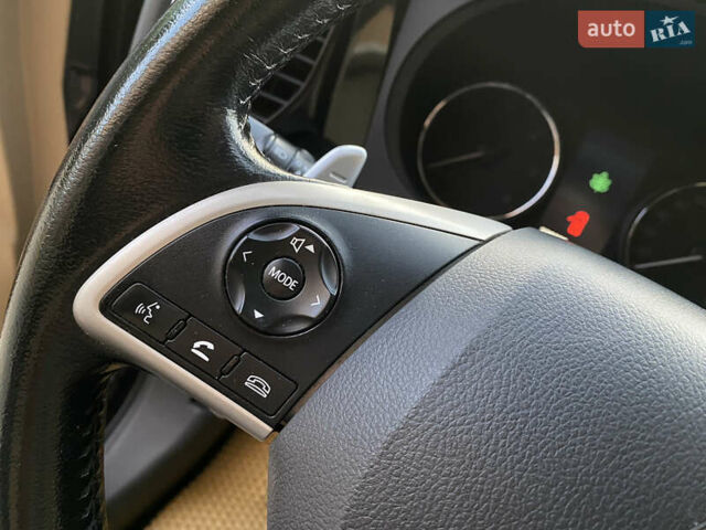 Черный Мицубиси Аутлендер, объемом двигателя 2.27 л и пробегом 241 тыс. км за 14400 $, фото 59 на Automoto.ua