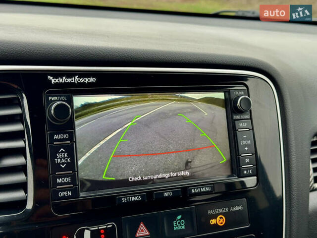 Черный Мицубиси Аутлендер, объемом двигателя 2.2 л и пробегом 250 тыс. км за 12750 $, фото 23 на Automoto.ua