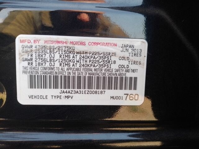 Черный Мицубиси Аутлендер, объемом двигателя 2.4 л и пробегом 300 тыс. км за 11000 $, фото 1 на Automoto.ua