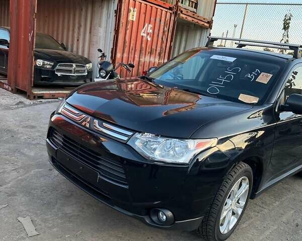 Черный Мицубиси Аутлендер, объемом двигателя 2.36 л и пробегом 226 тыс. км за 12499 $, фото 10 на Automoto.ua