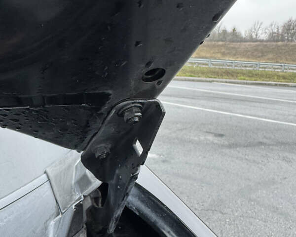 Черный Мицубиси Аутлендер, объемом двигателя 2.2 л и пробегом 250 тыс. км за 12750 $, фото 43 на Automoto.ua