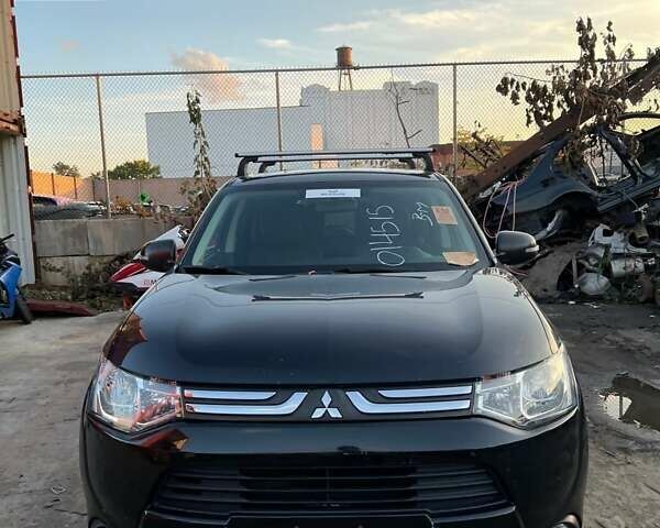 Черный Мицубиси Аутлендер, объемом двигателя 2.36 л и пробегом 226 тыс. км за 12499 $, фото 7 на Automoto.ua