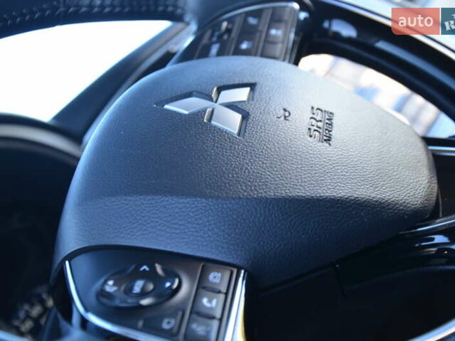 Чорний Міцубісі Аутлендер, об'ємом двигуна 2.2 л та пробігом 237 тис. км за 12550 $, фото 44 на Automoto.ua