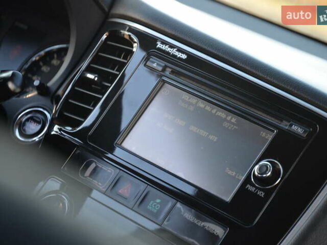 Чорний Міцубісі Аутлендер, об'ємом двигуна 2.2 л та пробігом 237 тис. км за 12550 $, фото 56 на Automoto.ua