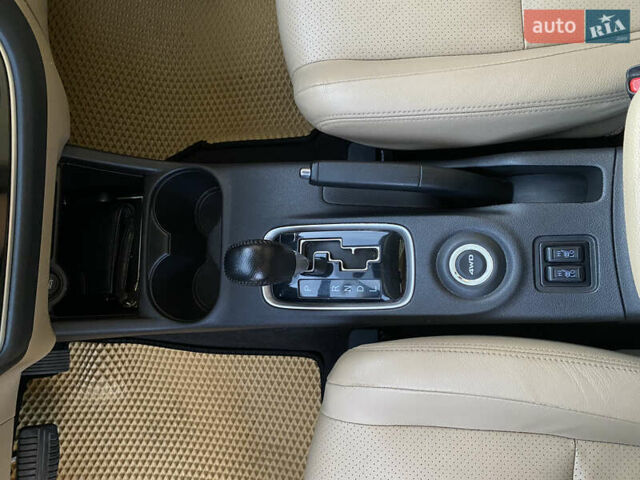 Черный Мицубиси Аутлендер, объемом двигателя 2.27 л и пробегом 241 тыс. км за 14400 $, фото 73 на Automoto.ua