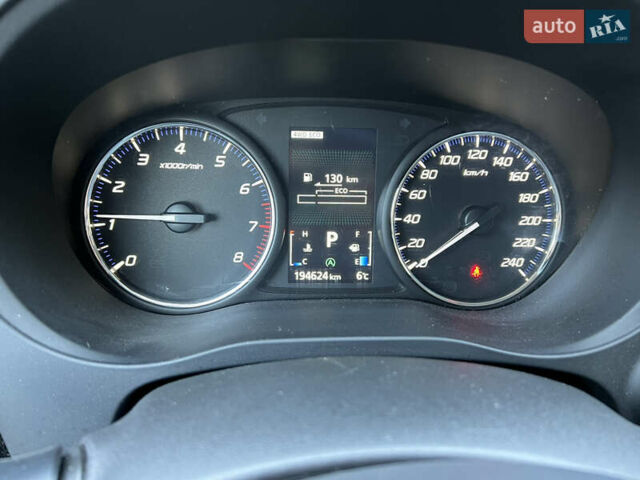 Черный Мицубиси Аутлендер, объемом двигателя 2 л и пробегом 190 тыс. км за 12500 $, фото 32 на Automoto.ua