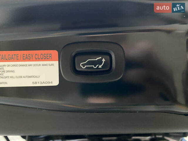 Черный Мицубиси Аутлендер, объемом двигателя 2.27 л и пробегом 241 тыс. км за 14400 $, фото 43 на Automoto.ua