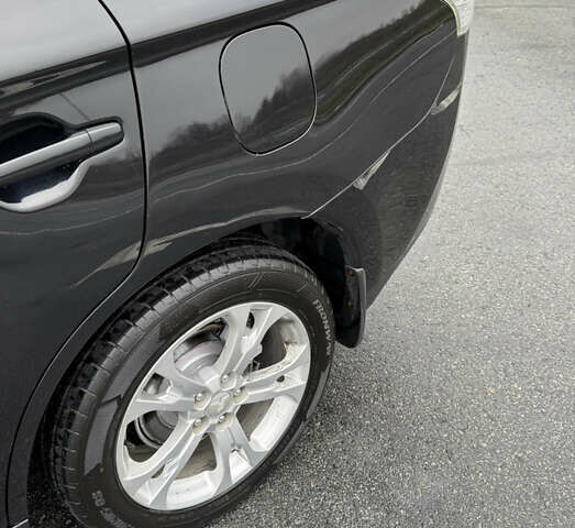 Черный Мицубиси Аутлендер, объемом двигателя 2.2 л и пробегом 250 тыс. км за 12750 $, фото 15 на Automoto.ua