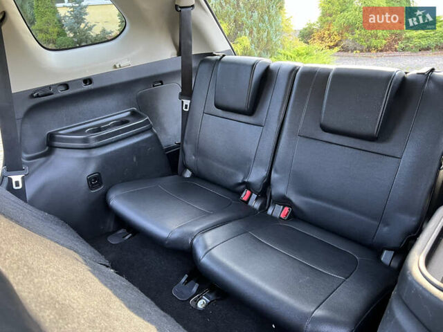 Черный Мицубиси Аутлендер, объемом двигателя 2 л и пробегом 190 тыс. км за 12500 $, фото 27 на Automoto.ua