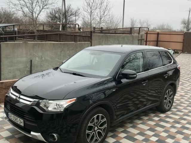 Черный Мицубиси Аутлендер, объемом двигателя 3 л и пробегом 250 тыс. км за 13500 $, фото 7 на Automoto.ua