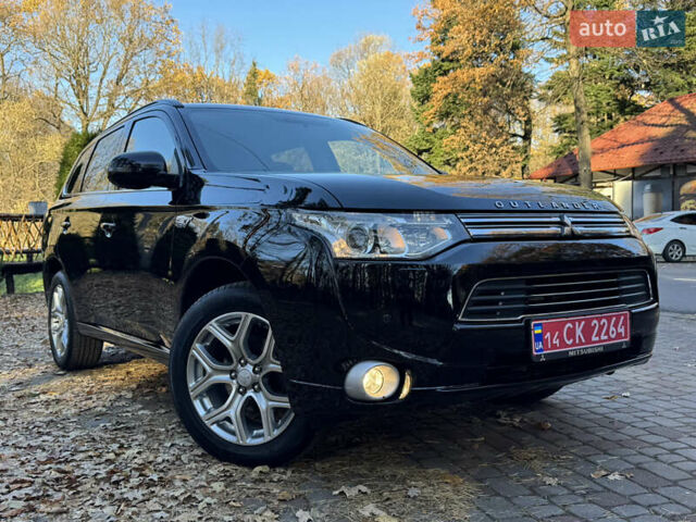 Чорний Міцубісі Аутлендер, об'ємом двигуна 2 л та пробігом 173 тис. км за 15299 $, фото 10 на Automoto.ua