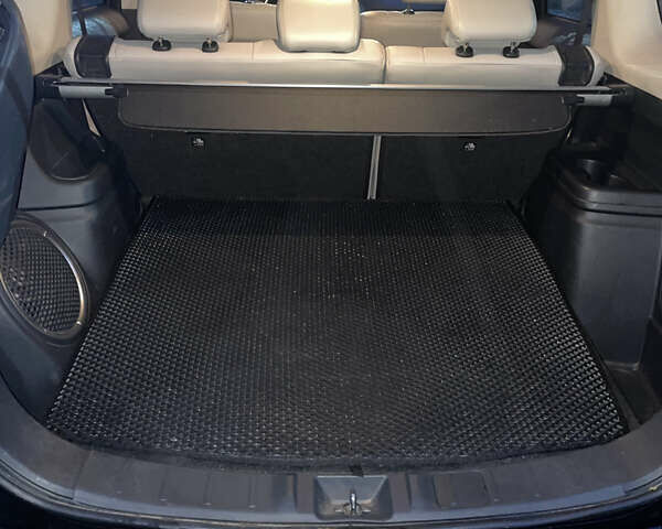 Черный Мицубиси Аутлендер, объемом двигателя 2 л и пробегом 206 тыс. км за 14500 $, фото 5 на Automoto.ua