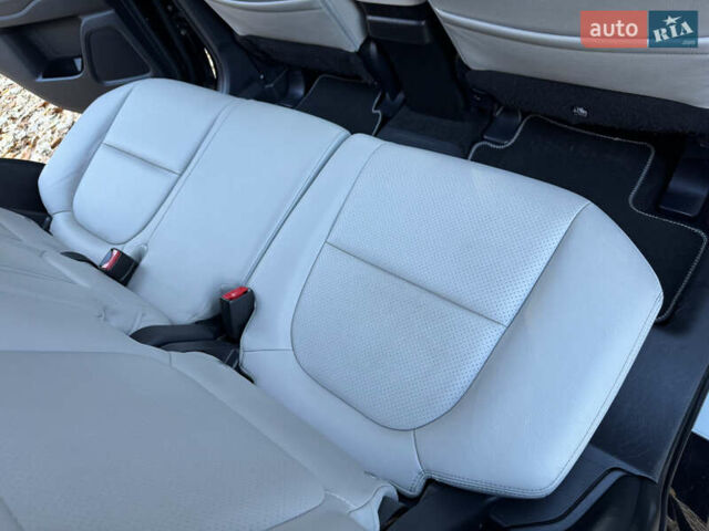 Чорний Міцубісі Аутлендер, об'ємом двигуна 2 л та пробігом 173 тис. км за 15299 $, фото 118 на Automoto.ua