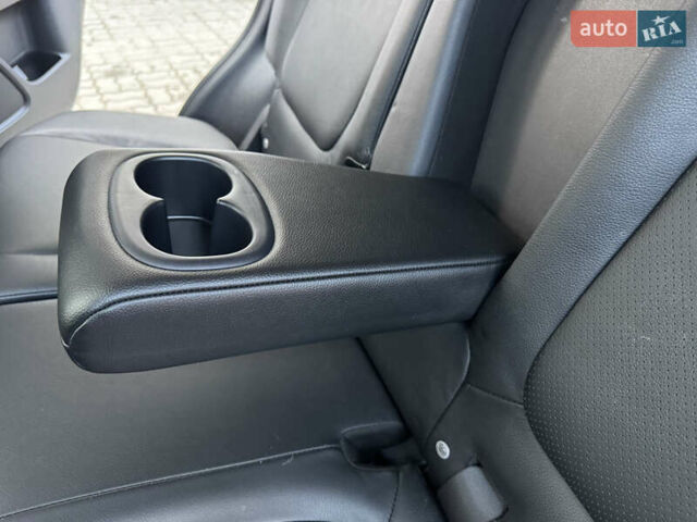 Чорний Міцубісі Аутлендер, об'ємом двигуна 2 л та пробігом 157 тис. км за 15299 $, фото 97 на Automoto.ua