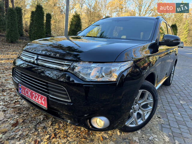 Чорний Міцубісі Аутлендер, об'ємом двигуна 2 л та пробігом 173 тис. км за 15299 $, фото 33 на Automoto.ua