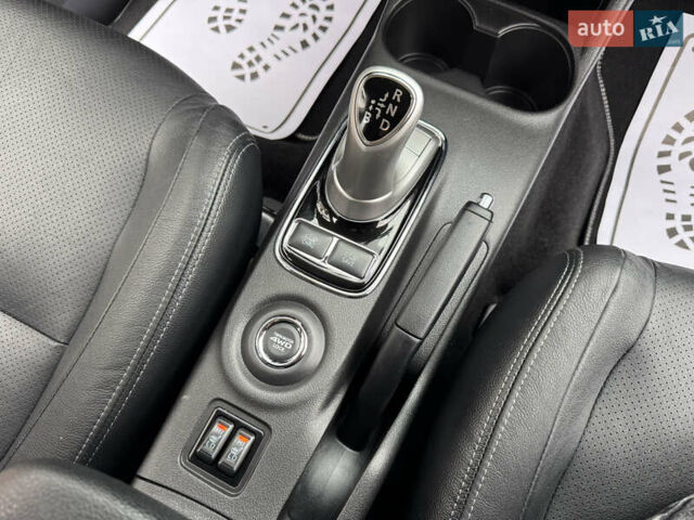 Черный Мицубиси Аутлендер, объемом двигателя 2 л и пробегом 173 тыс. км за 15299 $, фото 91 на Automoto.ua