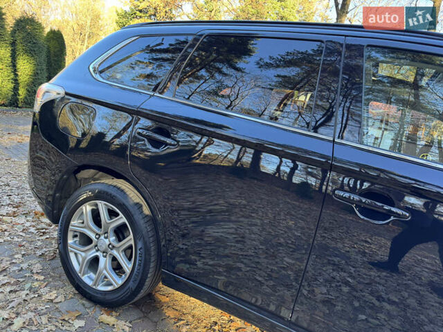 Чорний Міцубісі Аутлендер, об'ємом двигуна 2 л та пробігом 173 тис. км за 15299 $, фото 21 на Automoto.ua