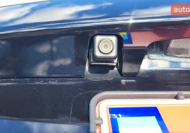 Чорний Міцубісі Аутлендер, об'ємом двигуна 2 л та пробігом 237 тис. км за 13800 $, фото 21 на Automoto.ua