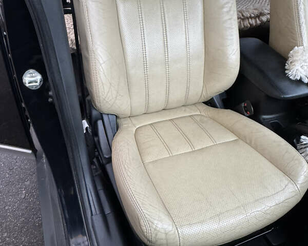 Черный Мицубиси Аутлендер, объемом двигателя 2.27 л и пробегом 244 тыс. км за 14000 $, фото 13 на Automoto.ua