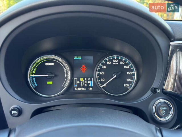 Чорний Міцубісі Аутлендер, об'ємом двигуна 2 л та пробігом 173 тис. км за 15299 $, фото 88 на Automoto.ua