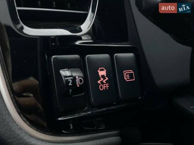 Черный Мицубиси Аутлендер, объемом двигателя 3 л и пробегом 146 тыс. км за 15990 $, фото 21 на Automoto.ua