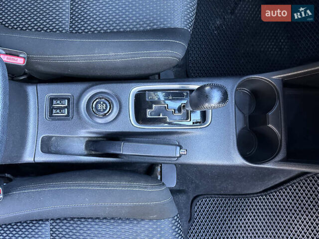 Черный Мицубиси Аутлендер, объемом двигателя 2.36 л и пробегом 150 тыс. км за 14900 $, фото 47 на Automoto.ua