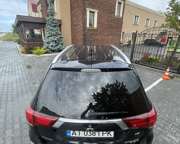 Черный Мицубиси Аутлендер, объемом двигателя 3 л и пробегом 257 тыс. км за 13699 $, фото 10 на Automoto.ua