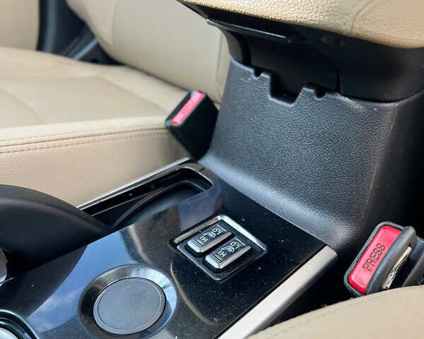 Черный Мицубиси Аутлендер, объемом двигателя 2.36 л и пробегом 91 тыс. км за 15500 $, фото 11 на Automoto.ua