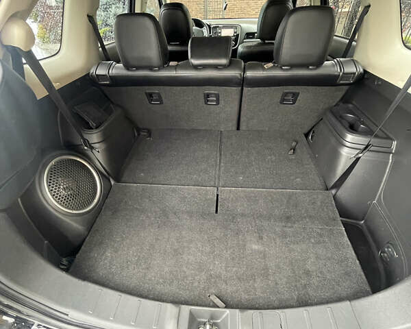 Черный Мицубиси Аутлендер, объемом двигателя 3 л и пробегом 257 тыс. км за 13699 $, фото 18 на Automoto.ua