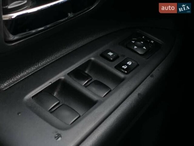 Черный Мицубиси Аутлендер, объемом двигателя 3 л и пробегом 146 тыс. км за 15990 $, фото 22 на Automoto.ua