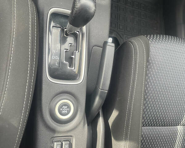 Чорний Міцубісі Аутлендер, об'ємом двигуна 2.36 л та пробігом 121 тис. км за 14700 $, фото 7 на Automoto.ua