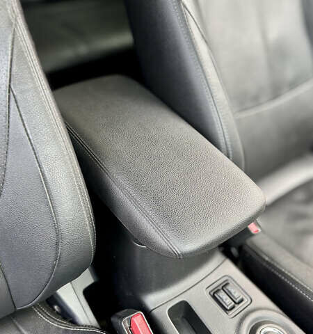 Чорний Міцубісі Аутлендер, об'ємом двигуна 2.36 л та пробігом 154 тис. км за 19500 $, фото 10 на Automoto.ua