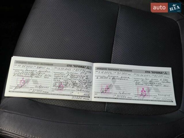 Чорний Міцубісі Аутлендер, об'ємом двигуна 2.36 л та пробігом 162 тис. км за 14450 $, фото 24 на Automoto.ua