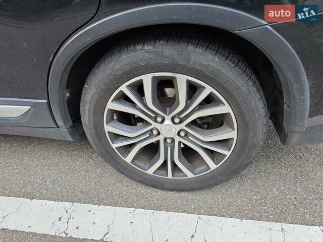 Черный Мицубиси Аутлендер, объемом двигателя 2.4 л и пробегом 195 тыс. км за 13953 $, фото 7 на Automoto.ua